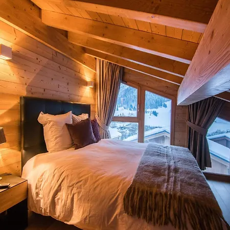 Chalet With Fireplace In Megeve